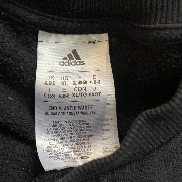 WOMANS XL ADIDAS CREW NECK - Picture 3 of 4